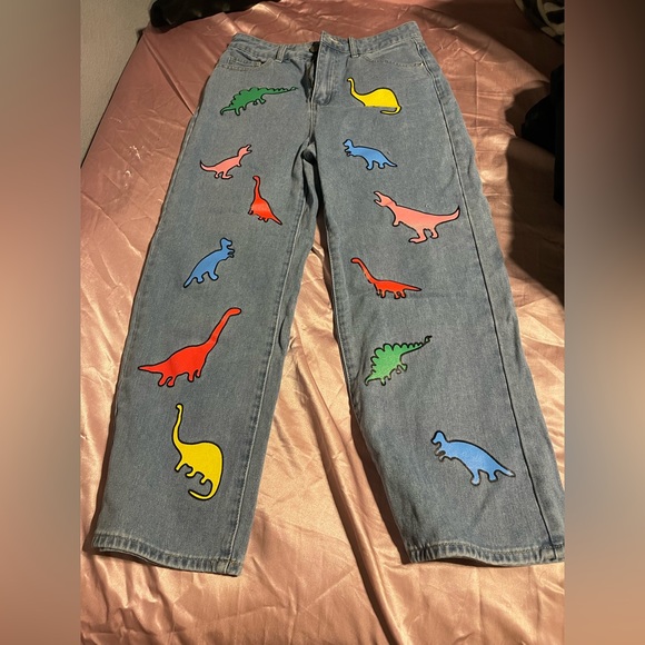 High Waisted Dinosaur Print Jeans/ medium wash from SHEIN, size medium (6) - Picture 1 of 2